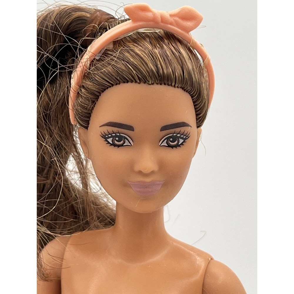 Barbie Fashionistas Doll Mattel #62 Sweet for Silver 2016 Nude headband